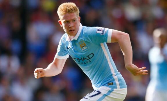 2025赛季，成都蓉城以红焰为刃、热血为甲，在三...