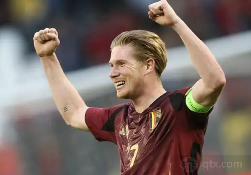 太阳报：客胜曼城后，贝林的母亲和女友随他一起返回马德里